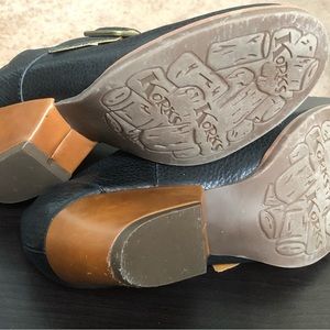 Korks brand buckle shoes